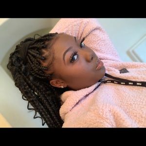 Meet your Posher, Lakeela